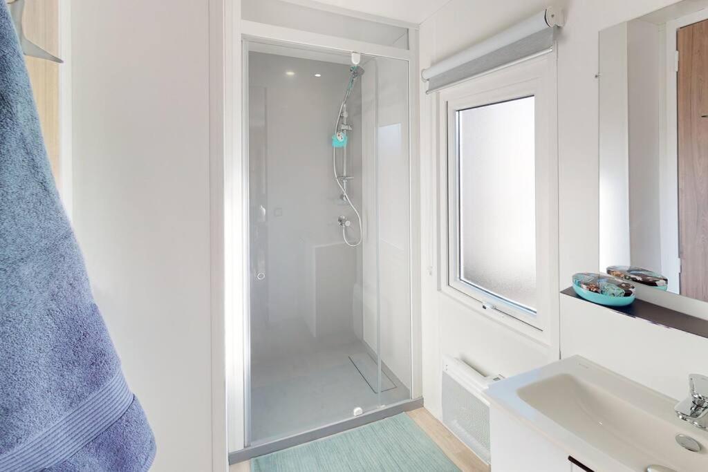 Apartment Et Soleil 5 Etoiles A Oleron Emplacement 469 2ch 1sdb 6 Personnes